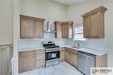 42 Hyde Avenue Iselin NJ 08830