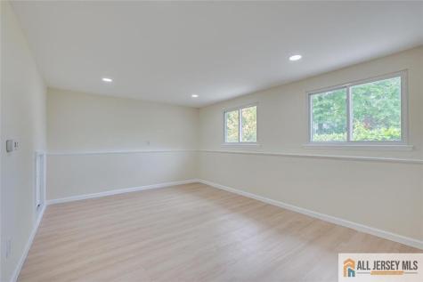 42 Hyde Avenue Iselin NJ 08830