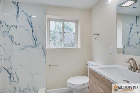 42 Hyde Avenue Iselin NJ 08830