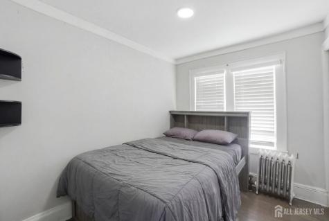 241 Hillside Road Elizabeth NJ 07208