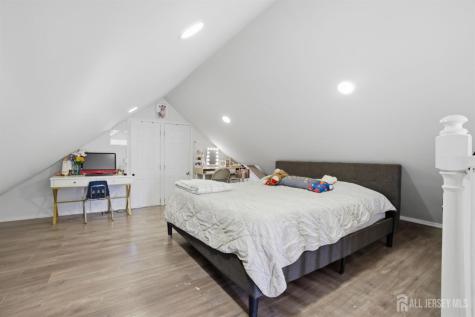 241 Hillside Road Elizabeth NJ 07208