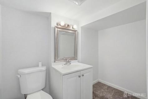 241 Hillside Road Elizabeth NJ 07208