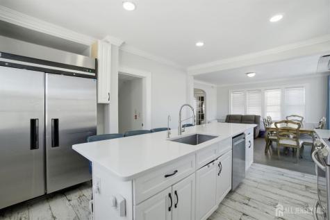 241 Hillside Road Elizabeth NJ 07208