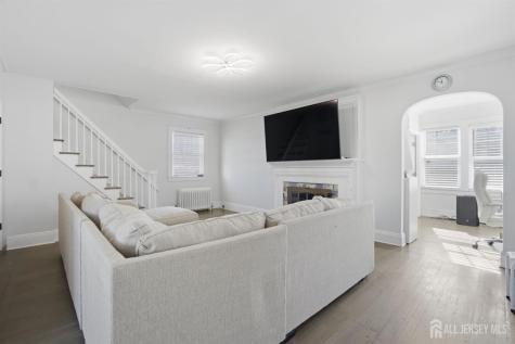 241 Hillside Road Elizabeth NJ 07208