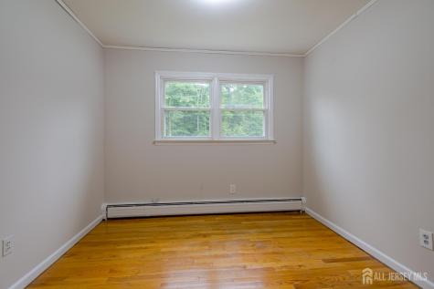 69 Monmouth Avenue Edison NJ 08820