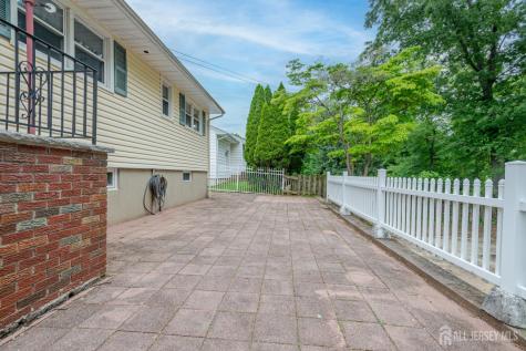 69 Monmouth Avenue Edison NJ 08820