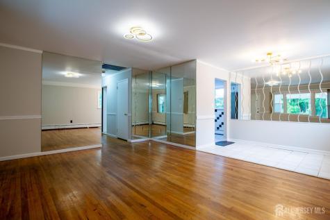 69 Monmouth Avenue Edison NJ 08820