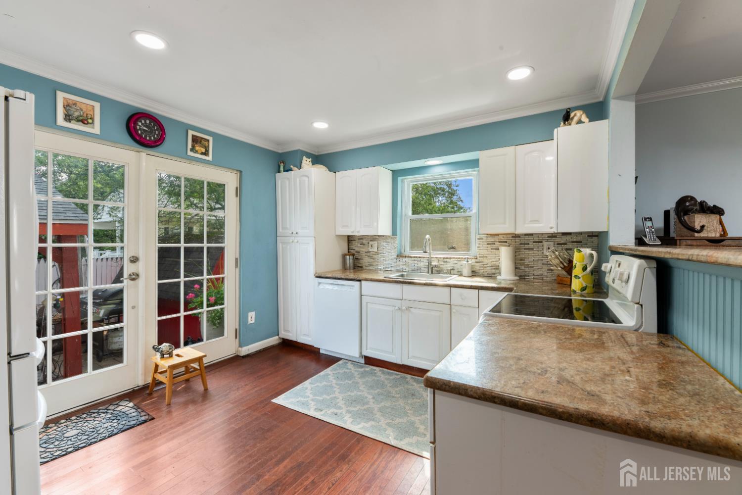 13 Chestnut Street Farmingdale NJ 07727