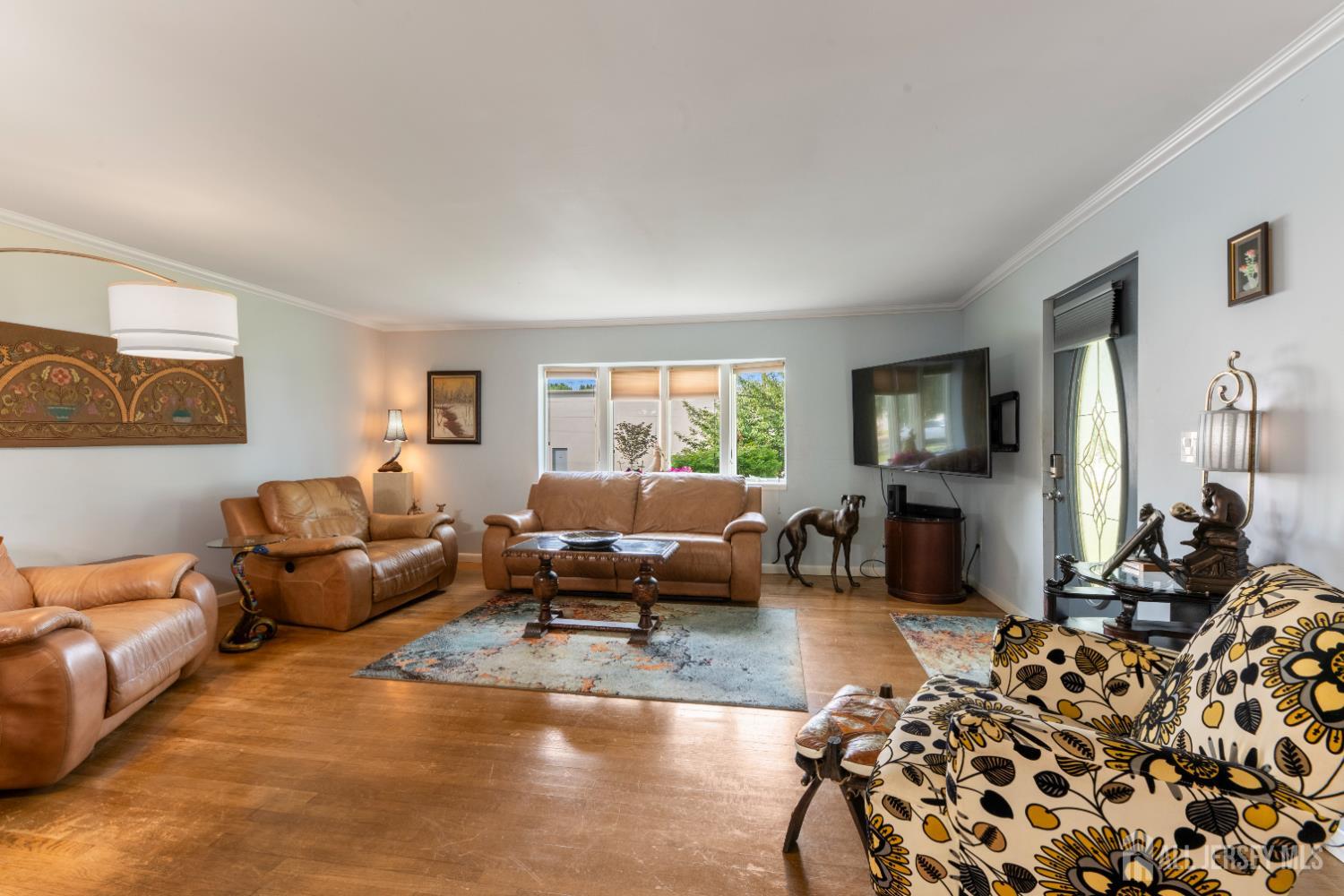 13 Chestnut Street Farmingdale NJ 07727