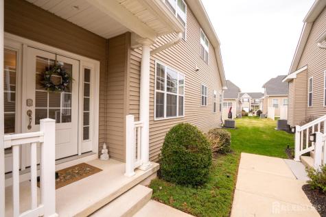 10 Traditions Place Monroe NJ 08331
