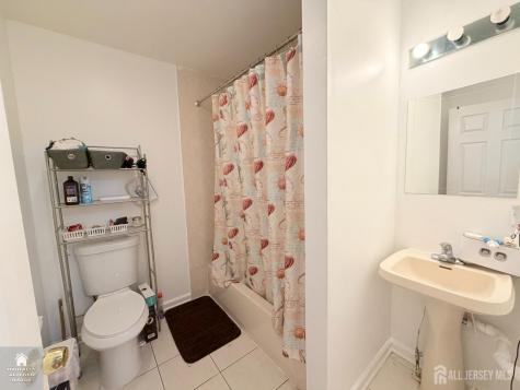 14 Somerset Street Carteret NJ 07008