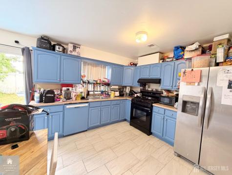 14 Somerset Street Carteret NJ 07008