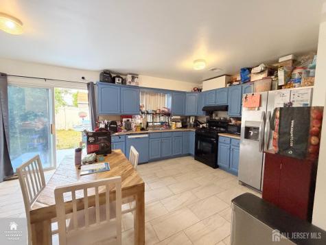 14 Somerset Street Carteret NJ 07008