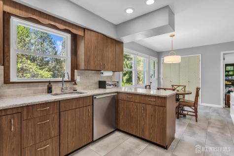 147 Highland Avenue Metuchen NJ 08840