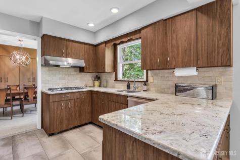 147 Highland Avenue Metuchen NJ 08840