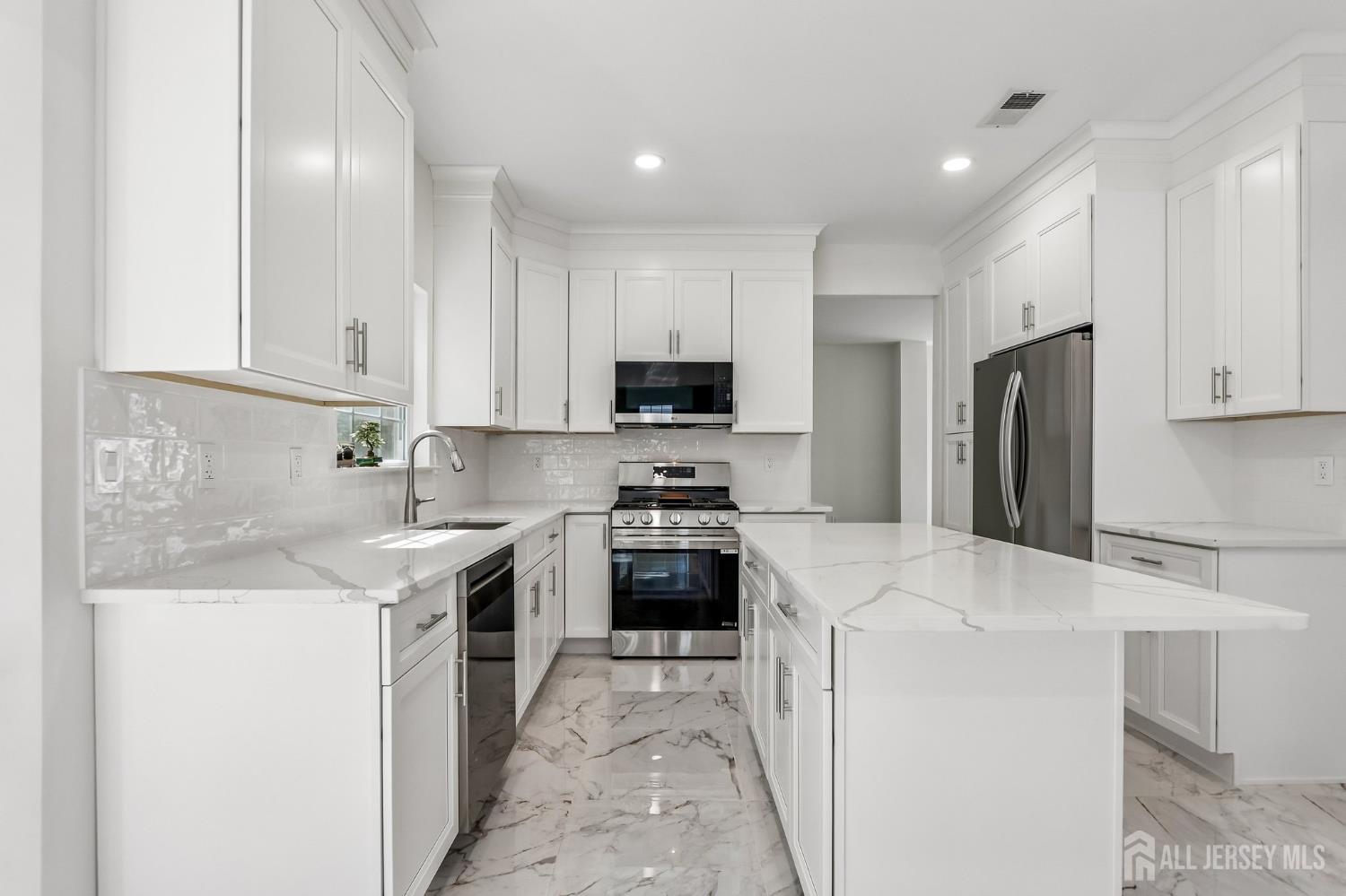56 Chesapeake Road South Brunswick NJ 08852