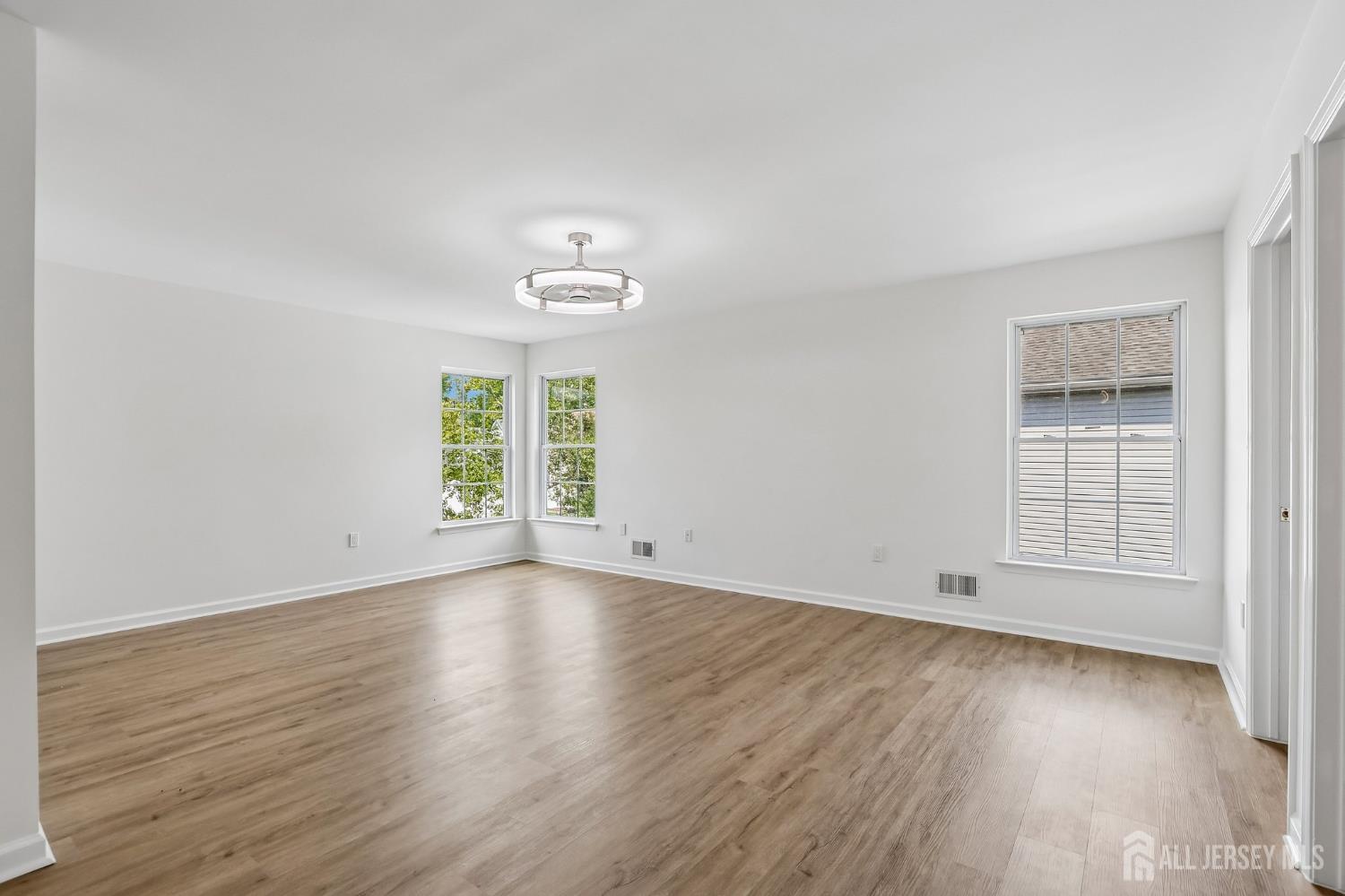 56 Chesapeake Road South Brunswick NJ 08852