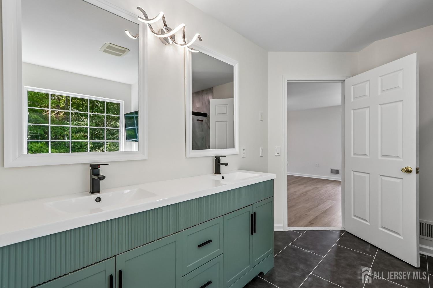 56 Chesapeake Road South Brunswick NJ 08852
