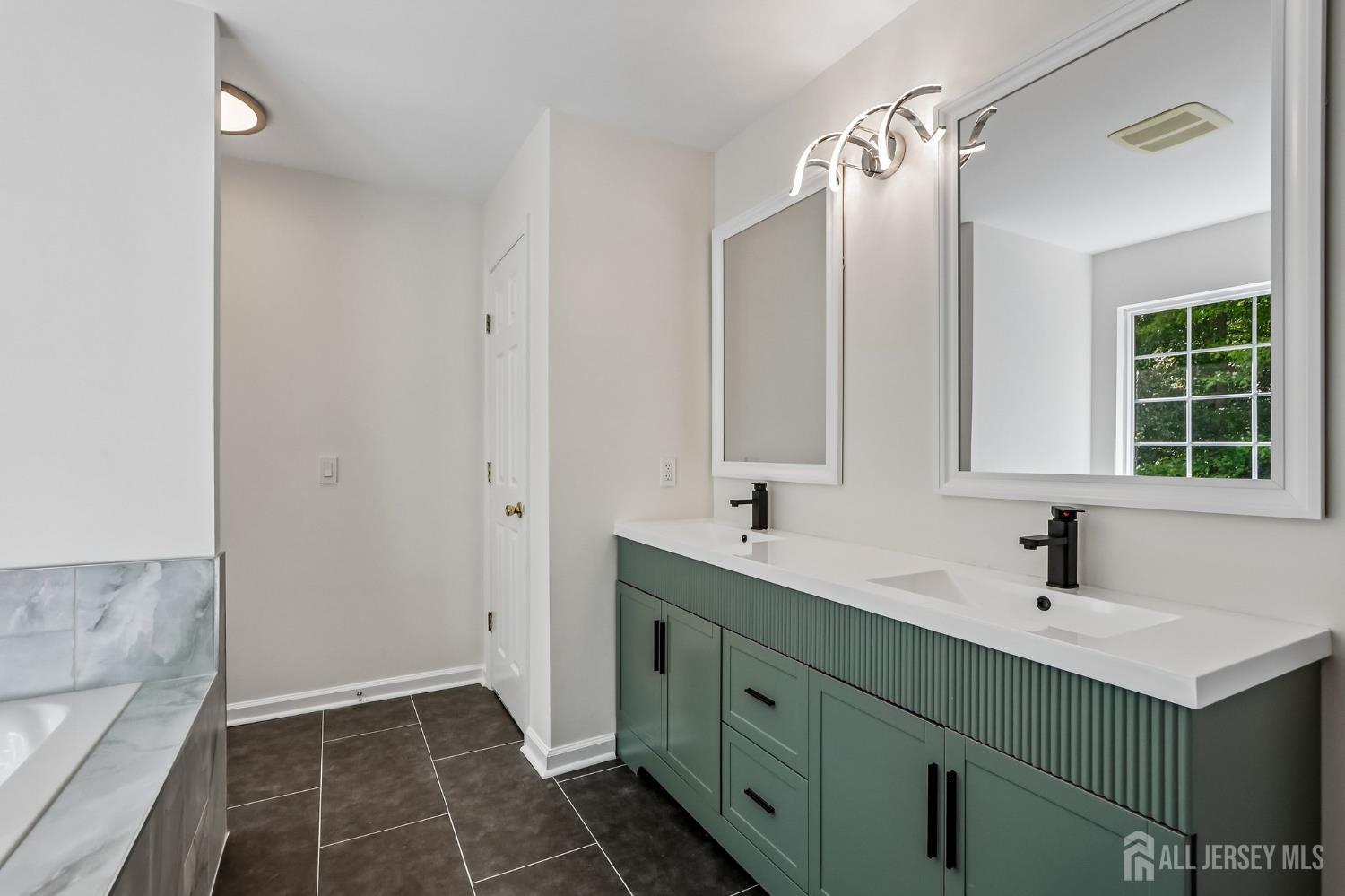 56 Chesapeake Road South Brunswick NJ 08852