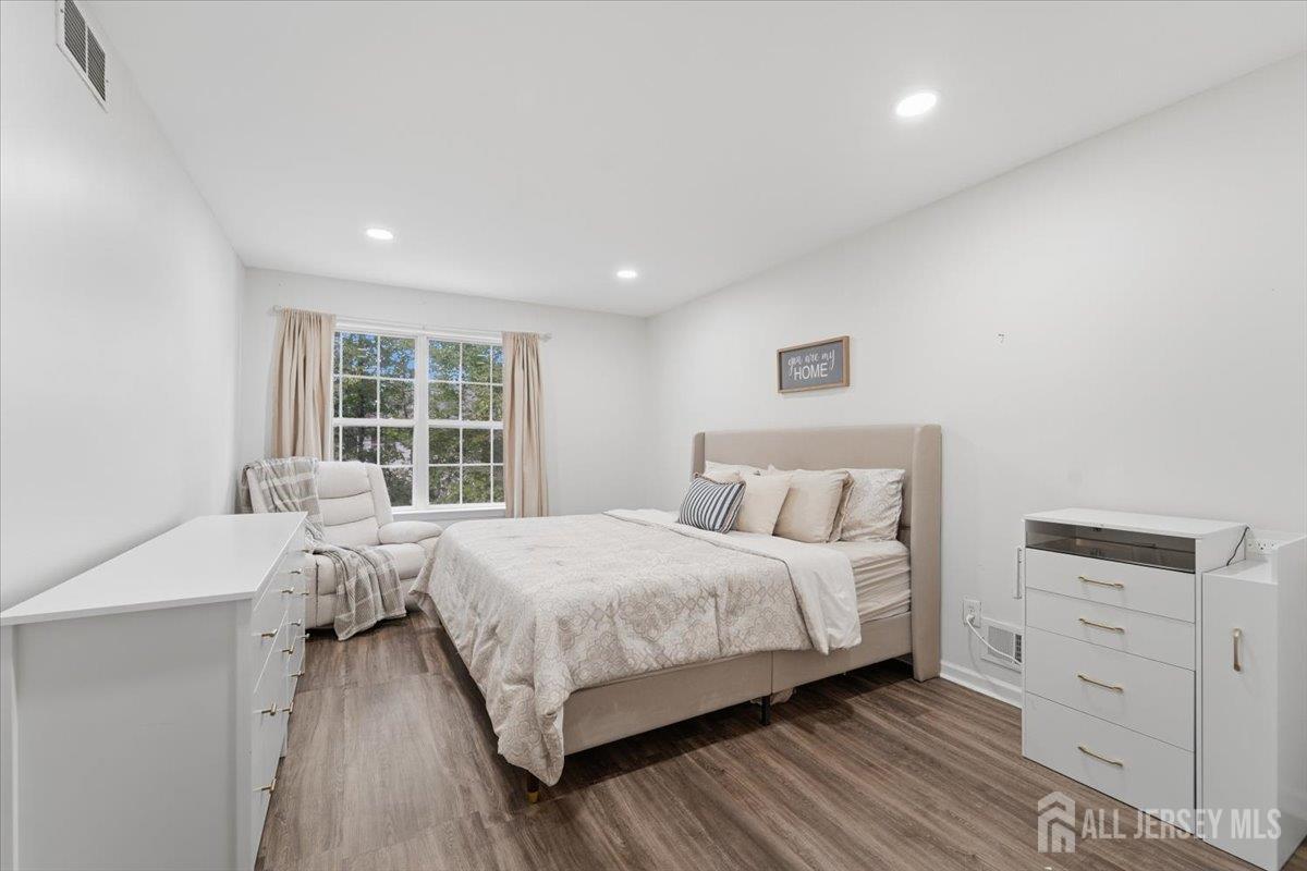 130 Orchid Lane Ewing NJ 08638