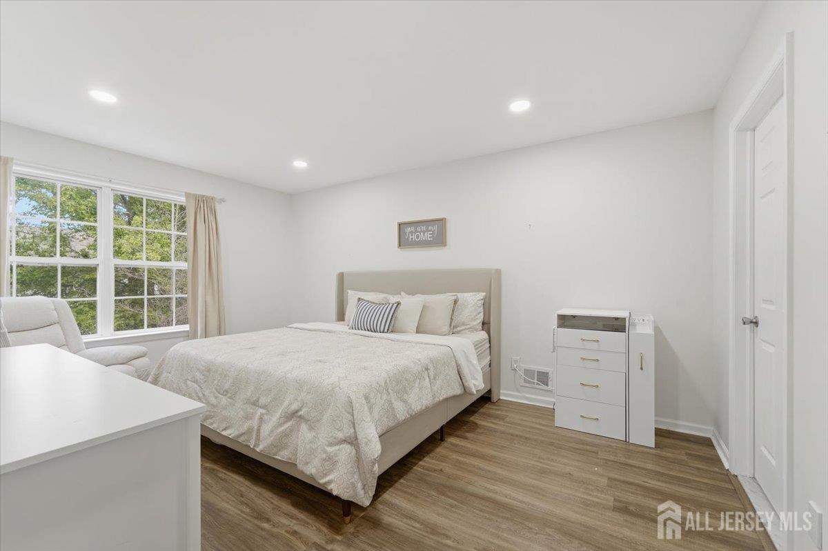 130 Orchid Lane Ewing NJ 08638