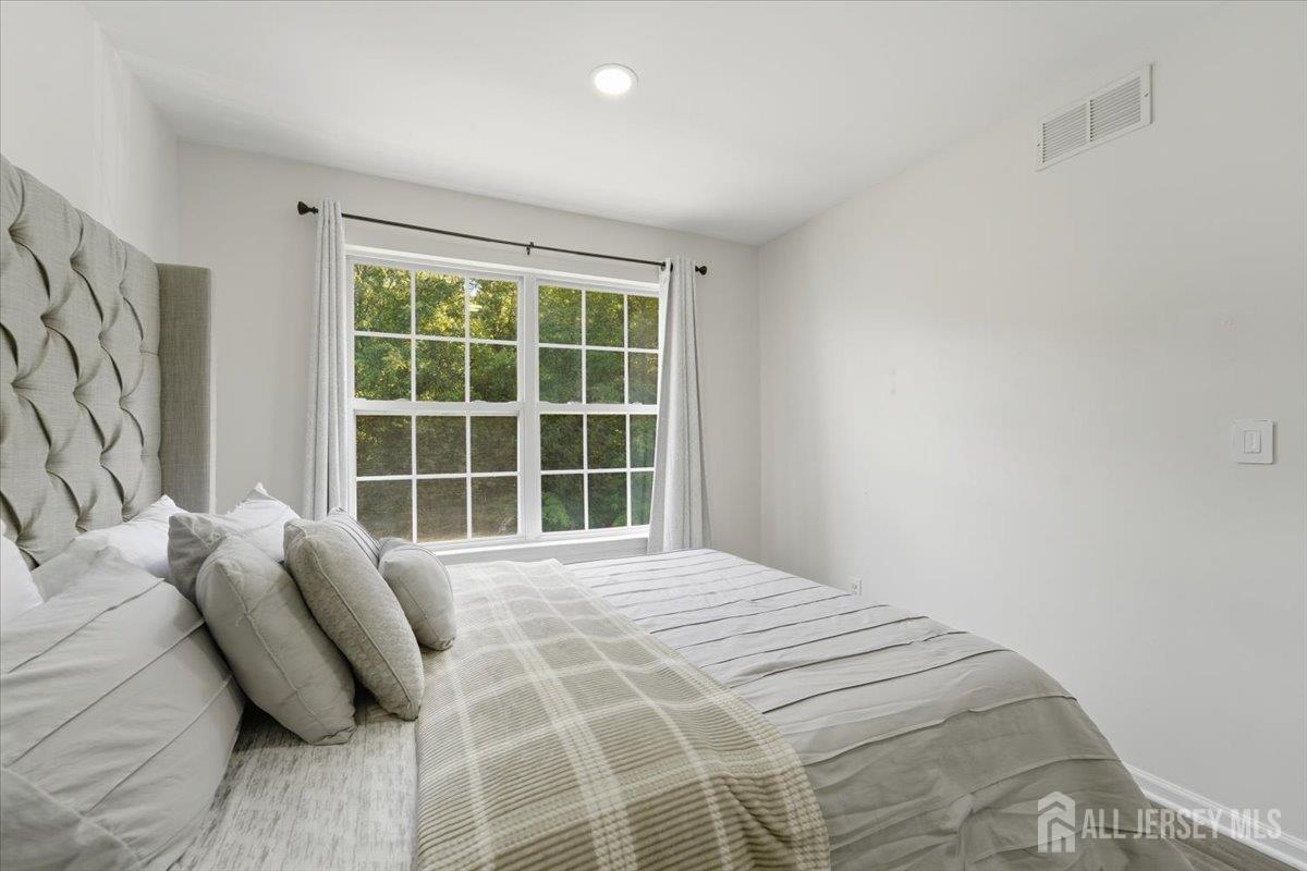 130 Orchid Lane Ewing NJ 08638
