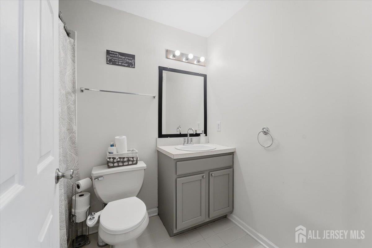 130 Orchid Lane Ewing NJ 08638
