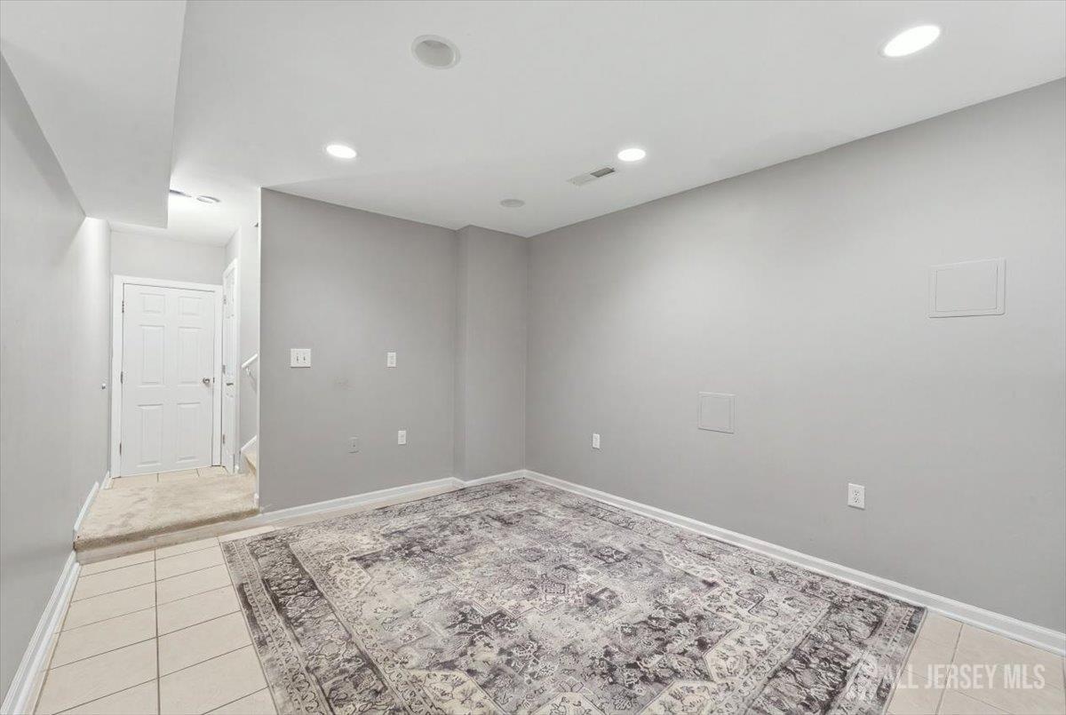 130 Orchid Lane Ewing NJ 08638