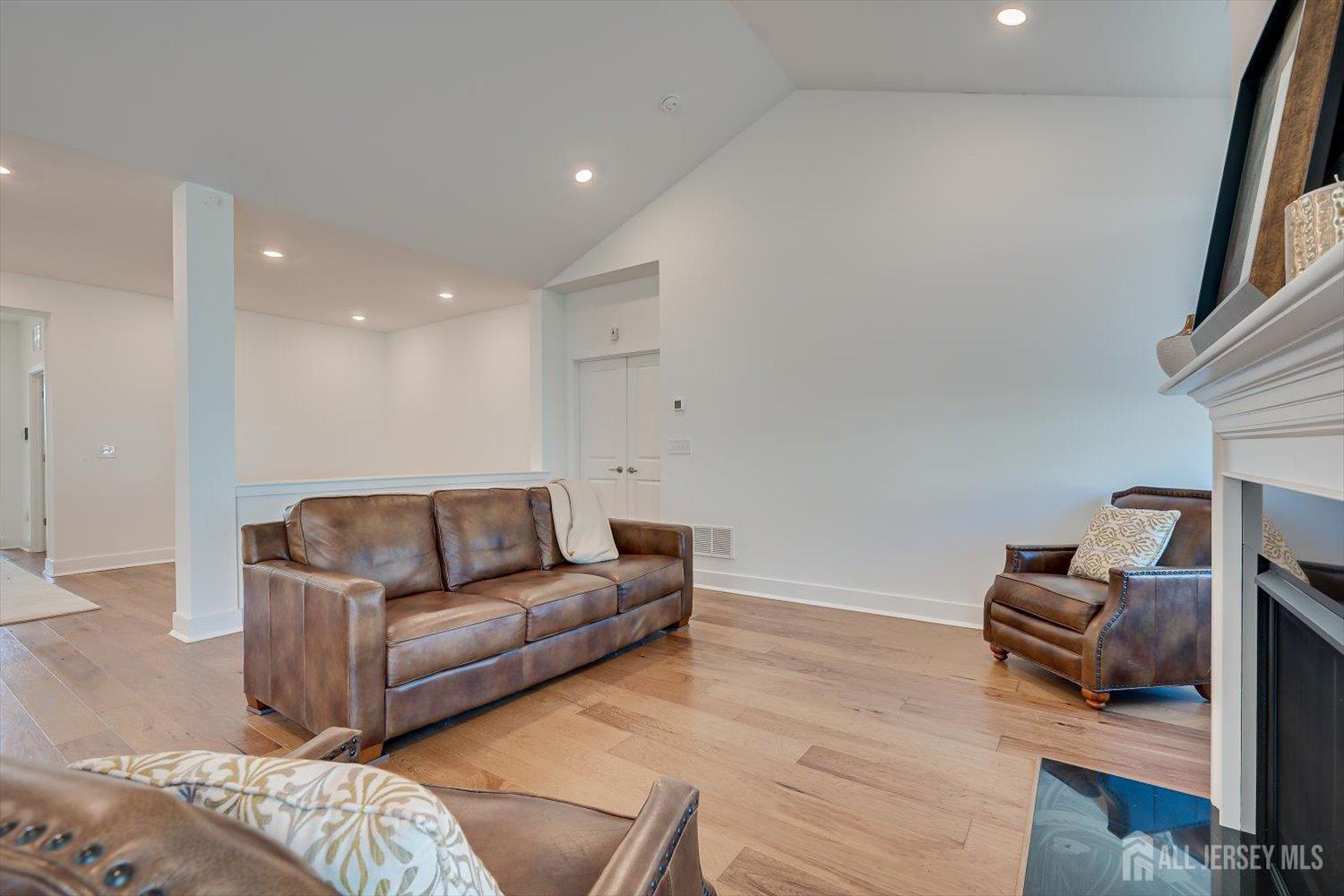 62 Vizcaya Drive Monroe NJ 08831
