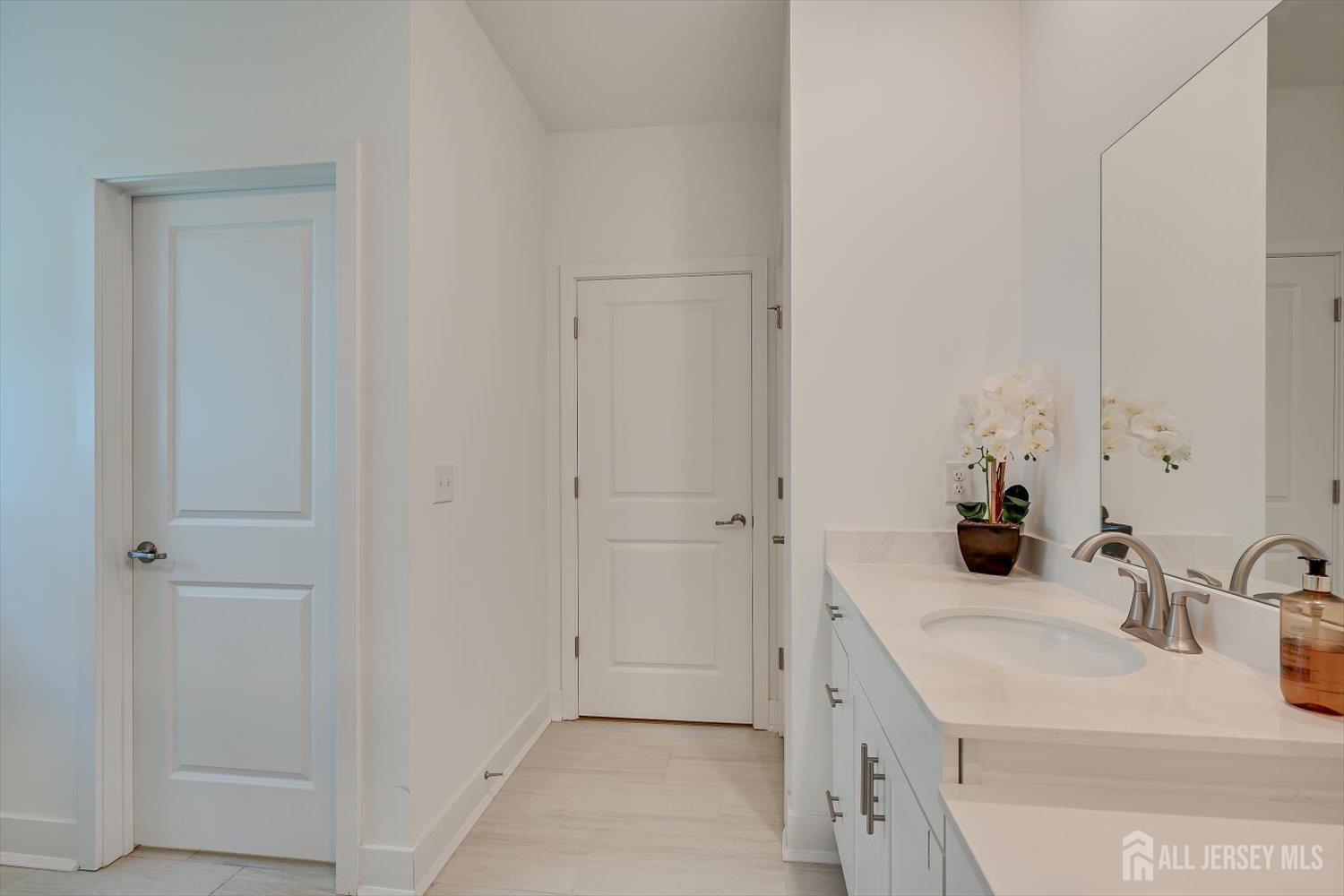 62 Vizcaya Drive Monroe NJ 08831