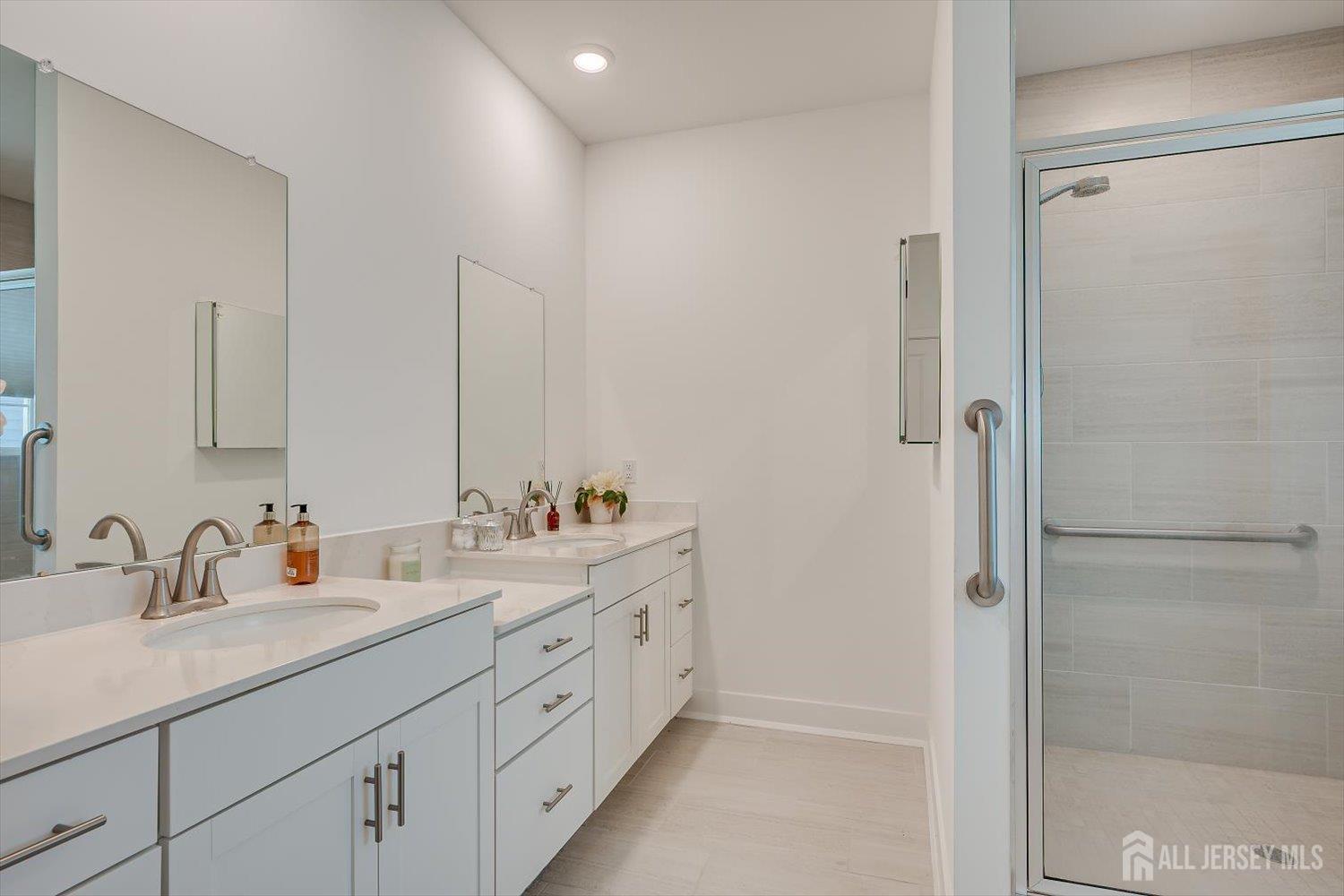 62 Vizcaya Drive Monroe NJ 08831