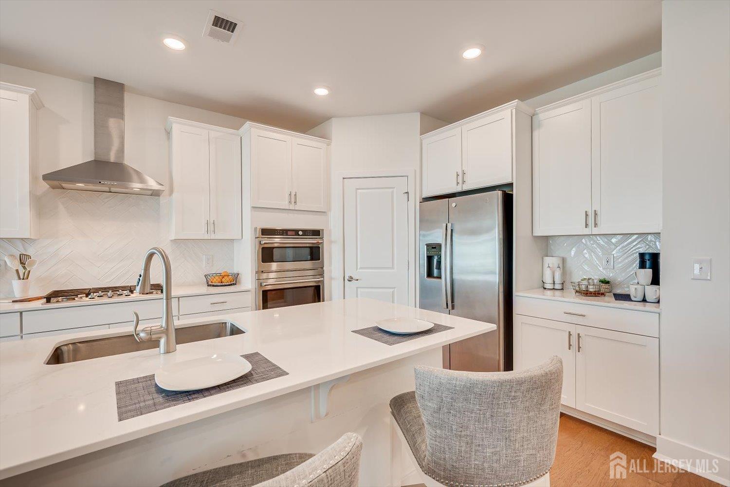62 Vizcaya Drive Monroe NJ 08831