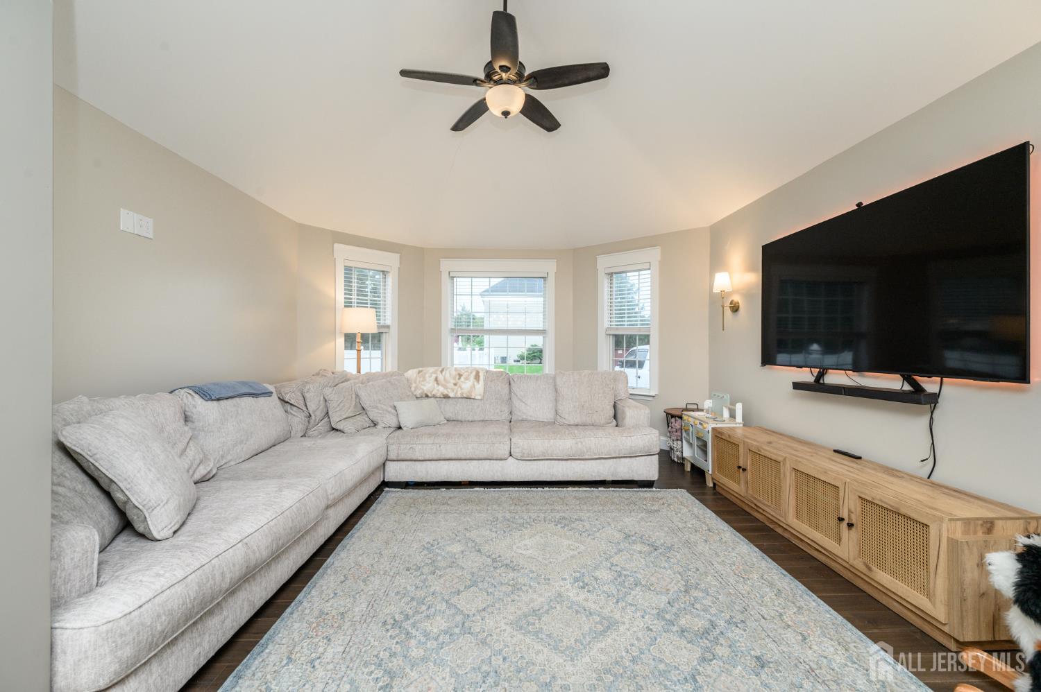 14 Lauren Lane Plumsted NJ 08533