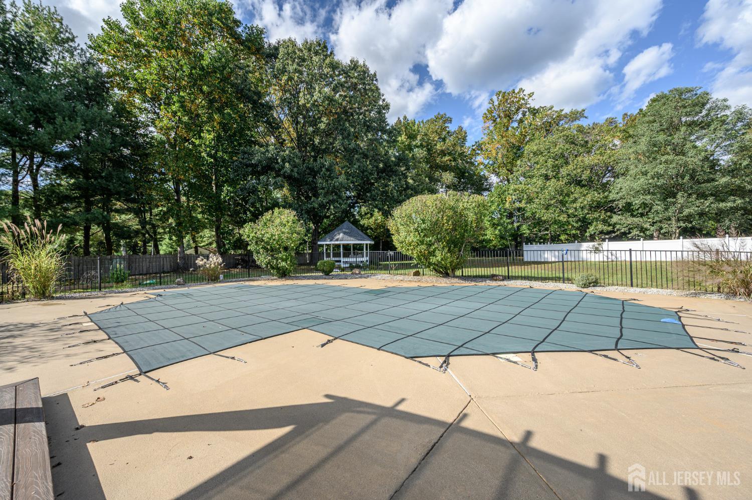 14 Lauren Lane Plumsted NJ 08533