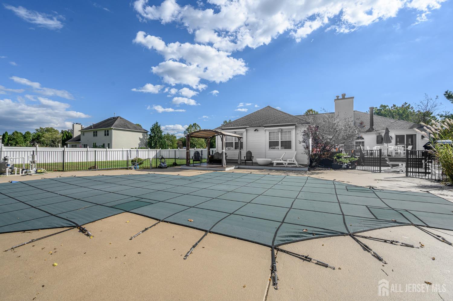 14 Lauren Lane Plumsted NJ 08533