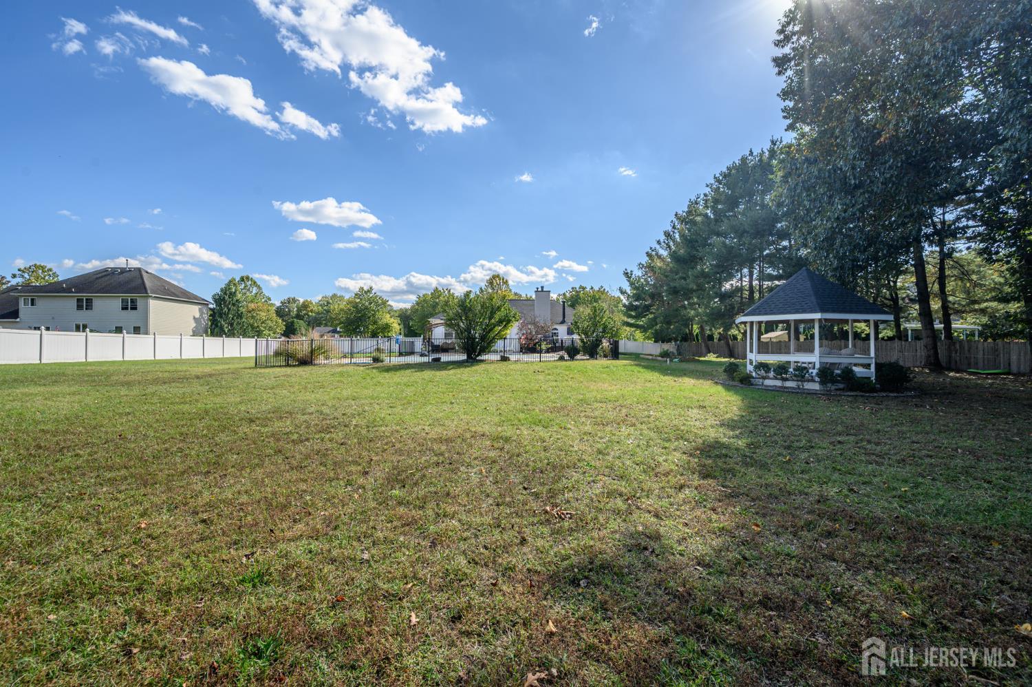 14 Lauren Lane Plumsted NJ 08533