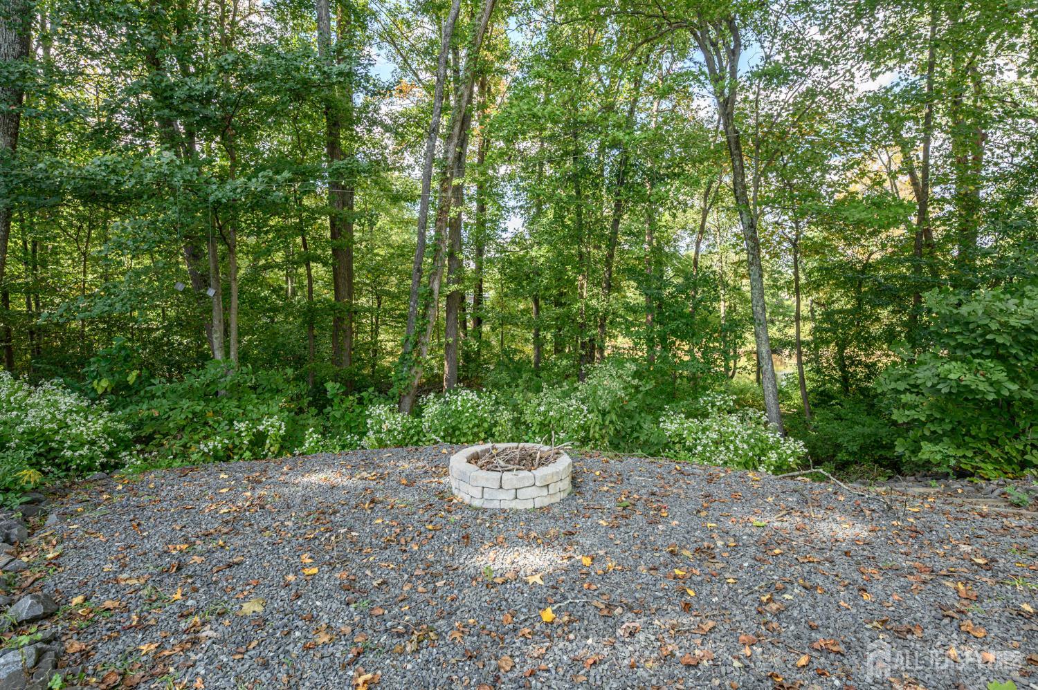 14 Lauren Lane Plumsted NJ 08533