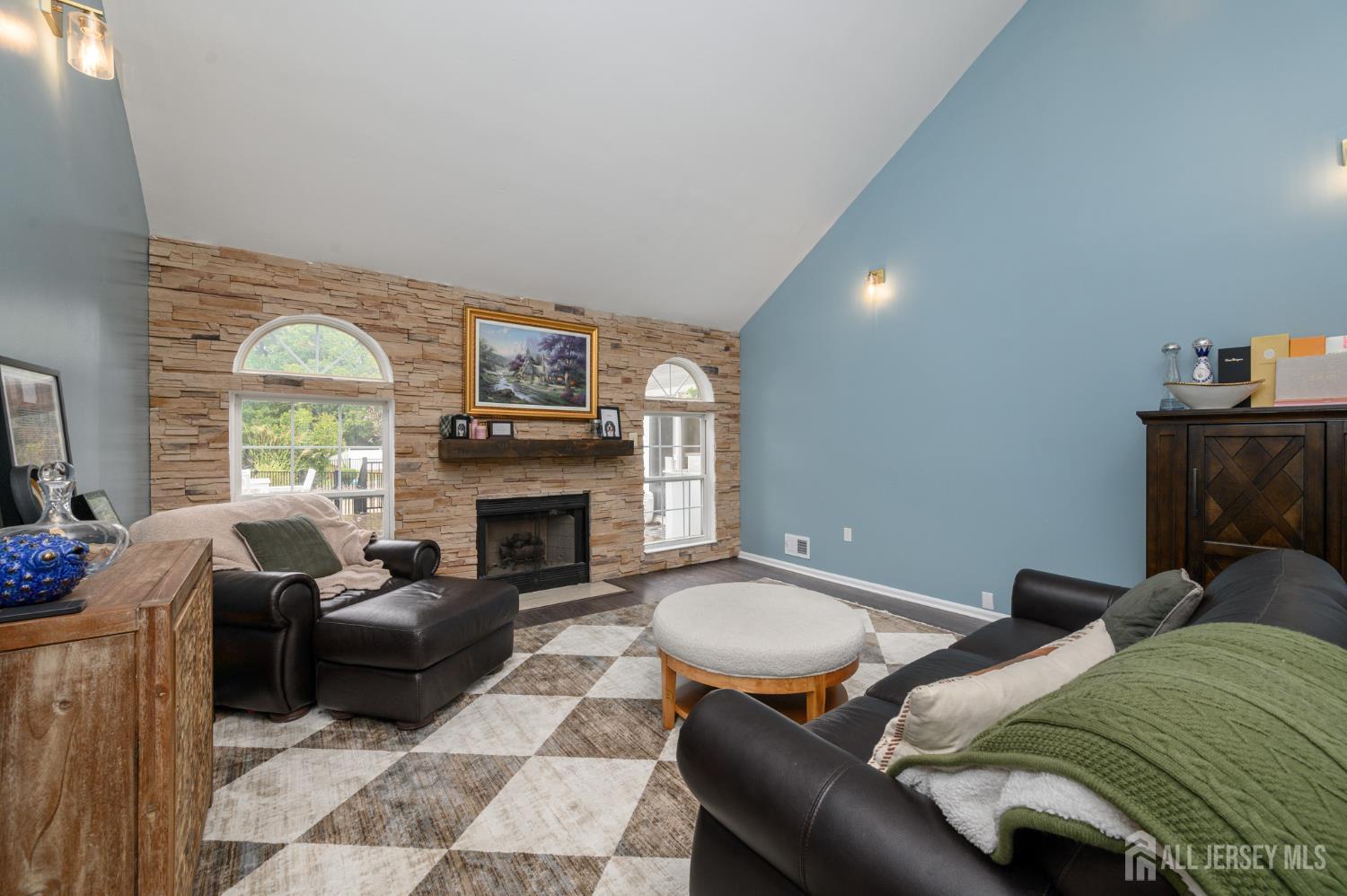 14 Lauren Lane Plumsted NJ 08533