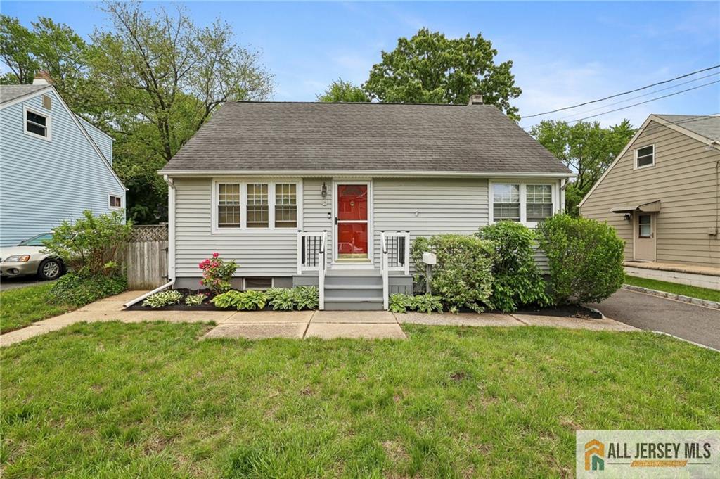8 Parkway Place Sayreville NJ 08859