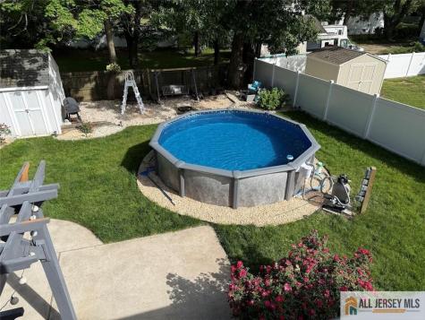 8 Parkway Place Sayreville NJ 08859