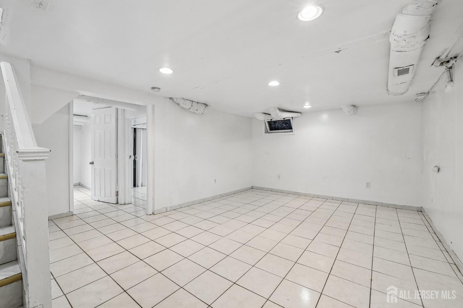 366 Jeffries Street Perth Amboy NJ 08861