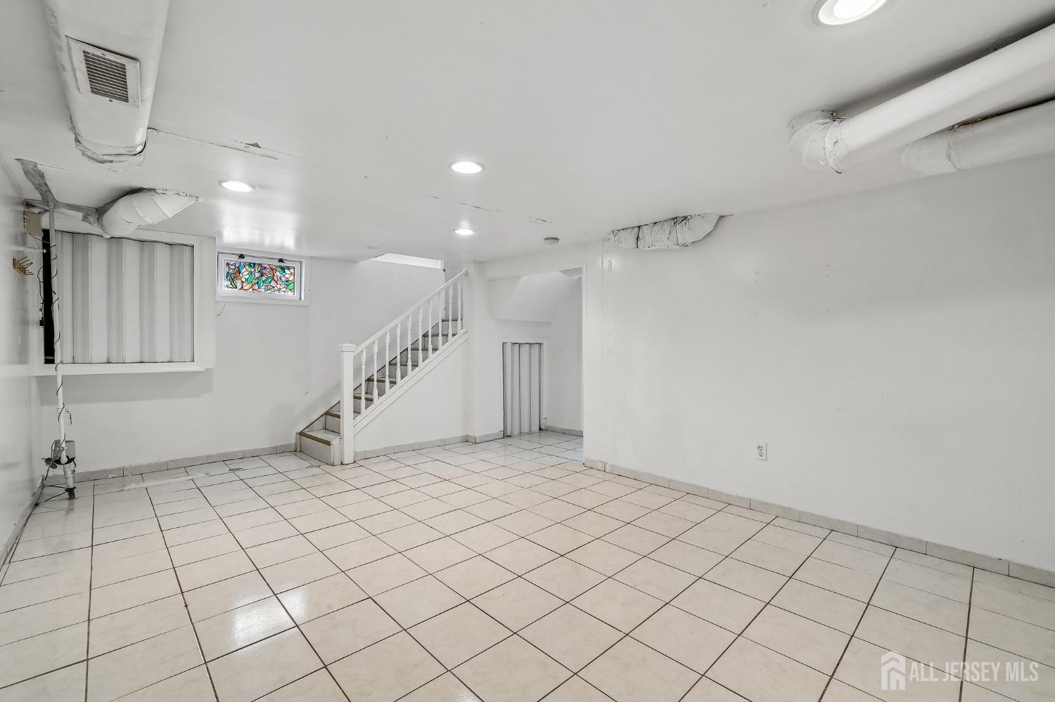 366 Jeffries Street Perth Amboy NJ 08861