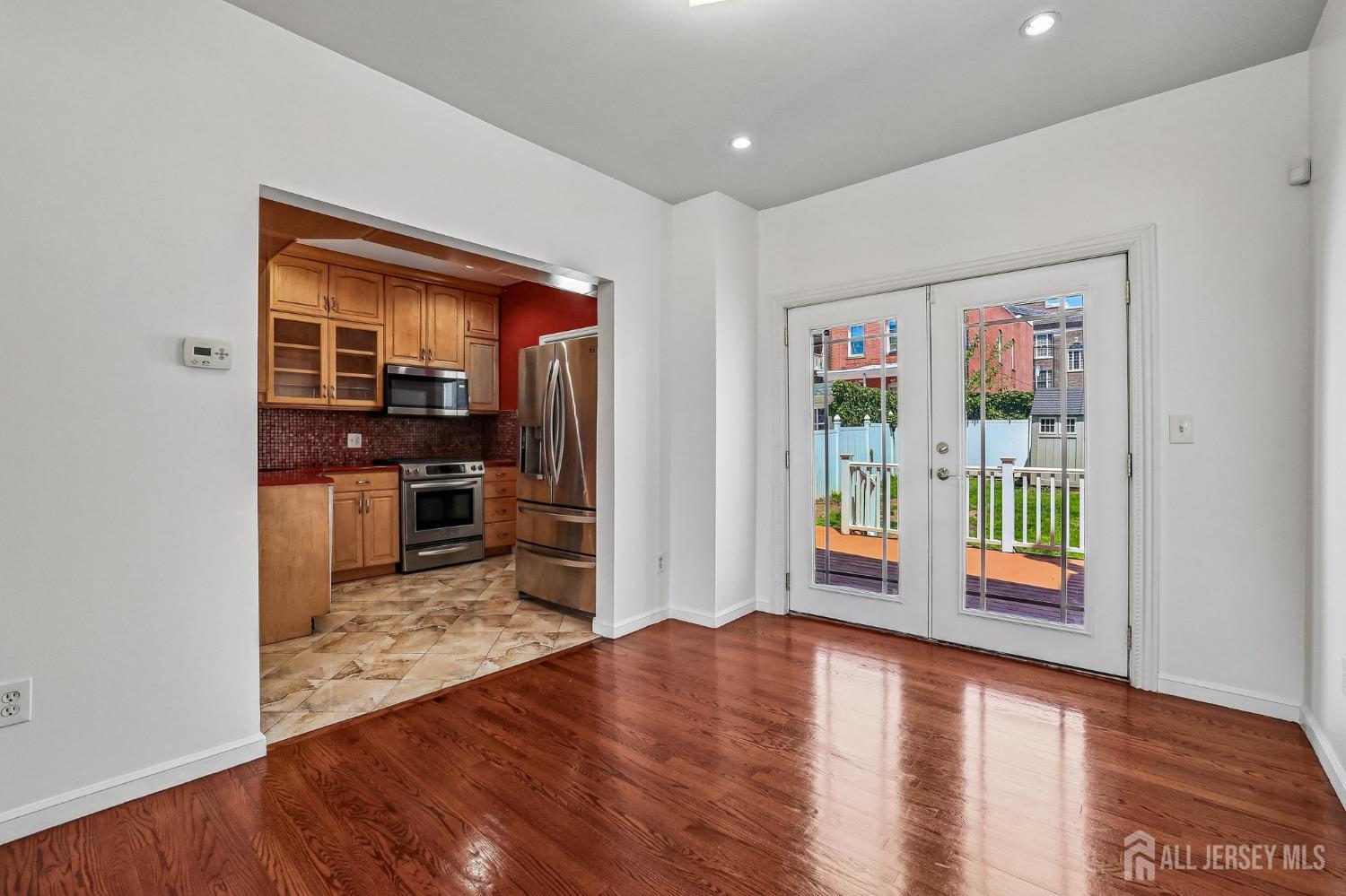 366 Jeffries Street Perth Amboy NJ 08861