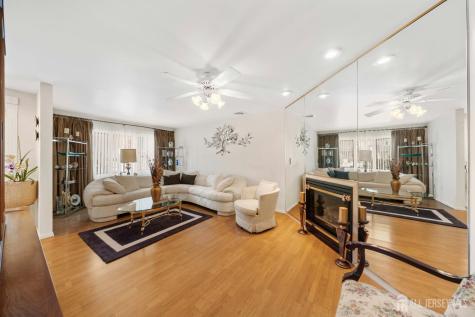 932 Beatrice Parkway Edison NJ 08820
