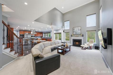 5 Robert Court Monroe NJ 08831