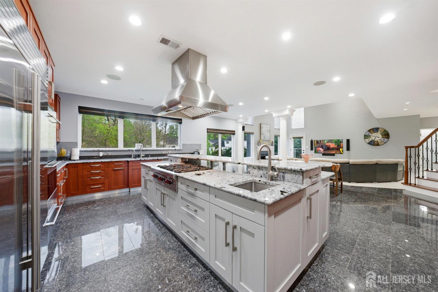 5 Robert Court Monroe NJ 08831