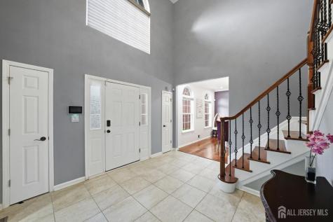 5 Robert Court Monroe NJ 08831