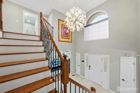 5 Robert Court Monroe NJ 08831