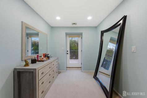 5 Robert Court Monroe NJ 08831