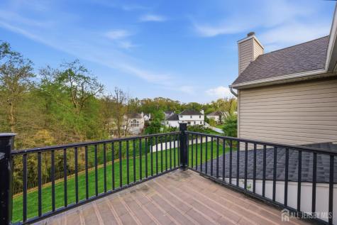 5 Robert Court Monroe NJ 08831